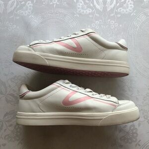 Draper James + TRETORN Hopper Women's 9.5M White Leather Sneakers/Pink Accent